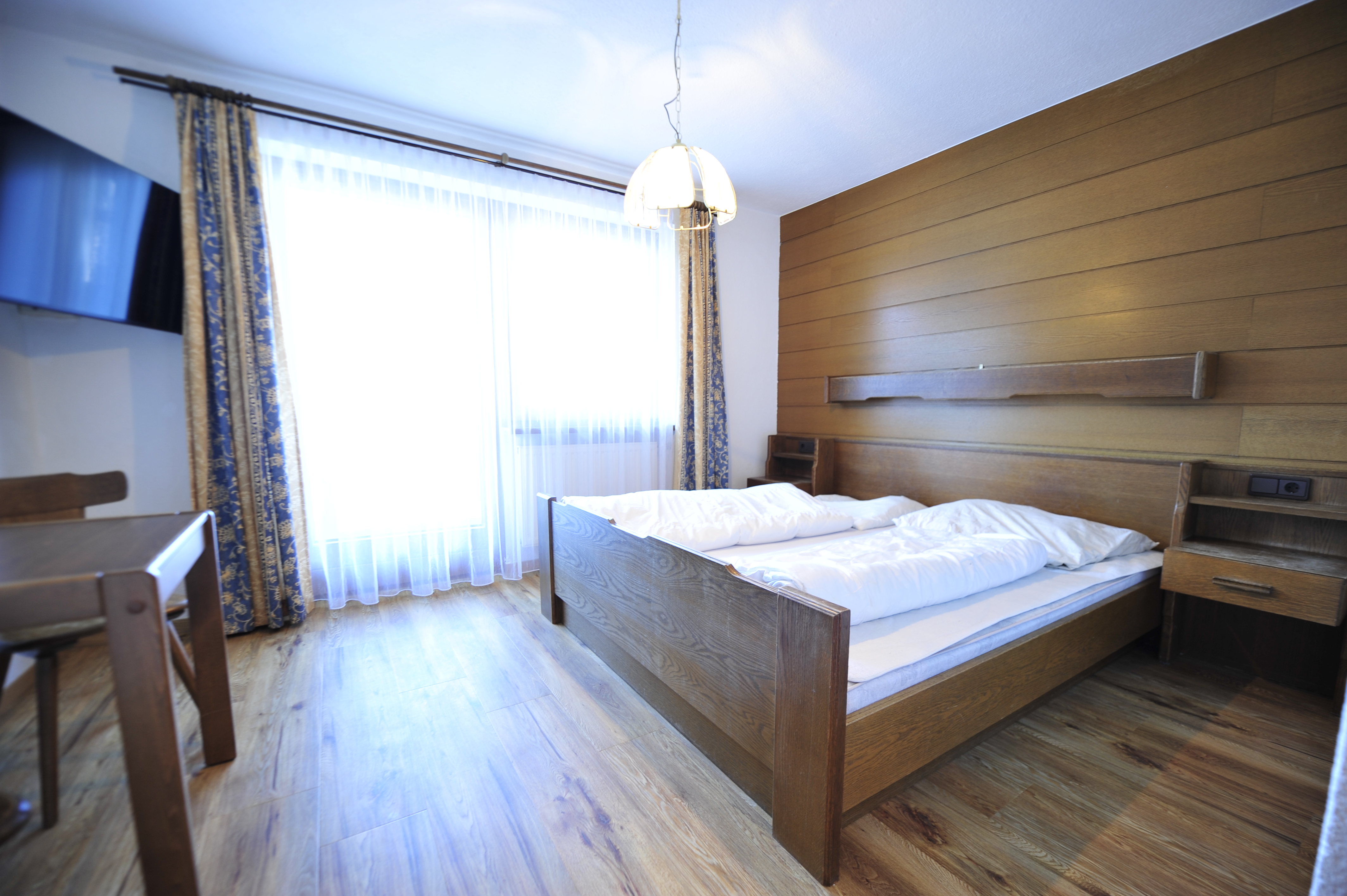 Gemütlicher Wohnbereich im Ferienhaus für Gruppen in Jerzens