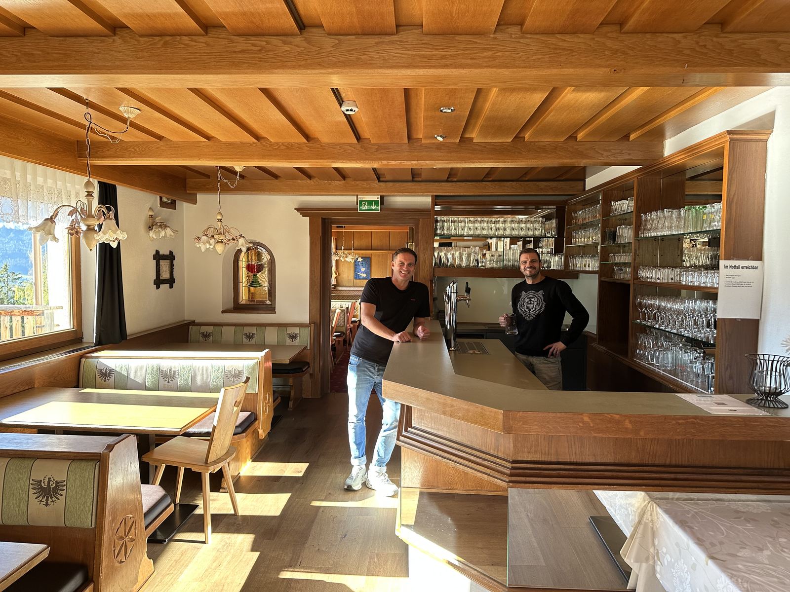 Hauseigene Bar bei Haus Sonneck in Jerzens im Pitztal